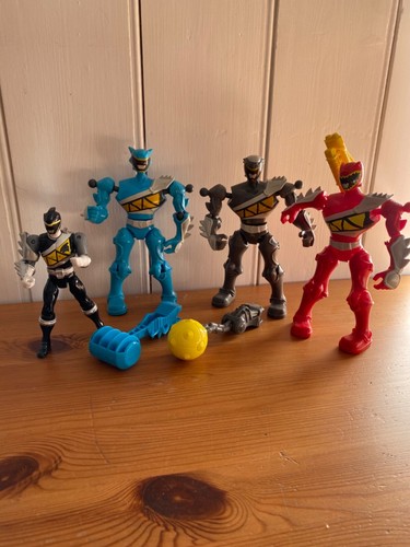 Power rangers action figures - power,