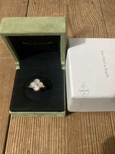 Van cleef arpels alhambra - van,
