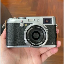 FUJIFILM Fuji X100S 16.3MP Compact Digital Camera English Langauge - 95% New