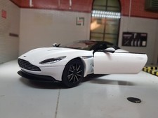 Aston Martin DB11 White 2017