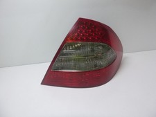 2008 MERCEDES BENZ E CLASS SALOON RIGHT SIDE REAR/TAIL LIGHT ON BODY A2118202664