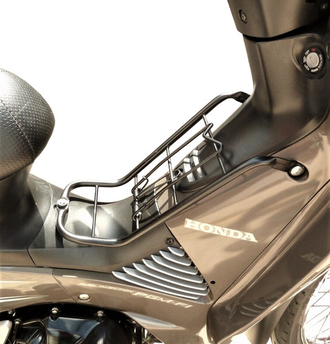 Honda innova 125i - honda, middle