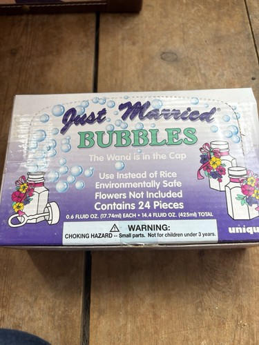 Just married wedding bubbles - married,