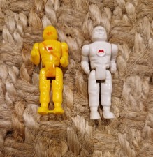 Manta Force Figures X 2