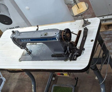 SINGER SEWING MACHINE model