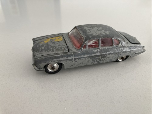 Corgi toys jaguar mark - corgi,