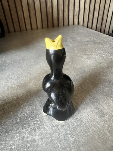 Vintage ceramic blackbird pie - ceramic,