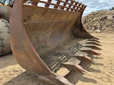 Volvo L330c loading shovel