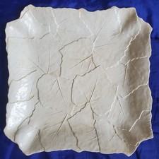 NWOT 14"Platter Tray Made in Italy Impressed Leaves Holiday Party, Gala Occasion