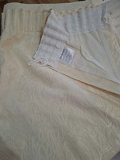 Sanderson Option Cream Paisley