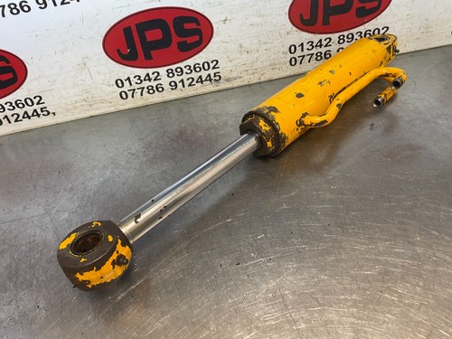 Hydraulic rear steering ram - , x