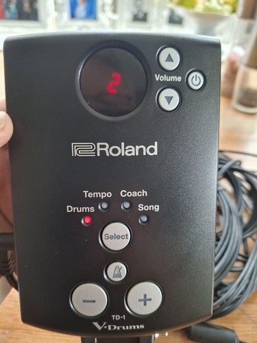 Roland drum module - td-1,