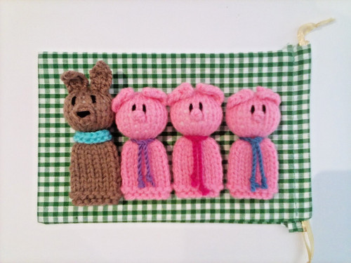 Three little pigs - three, big