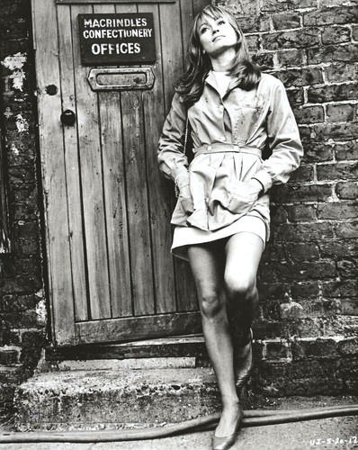 Suzy kendall 5 inch - 11", x