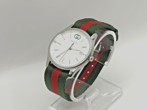 Gucci timeless silver - silver, dial