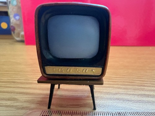 Doll house furniture tri ang - tri,