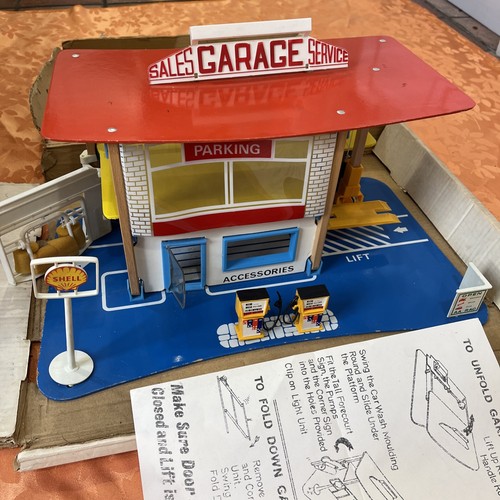 Vintage folding shell garage - folding,