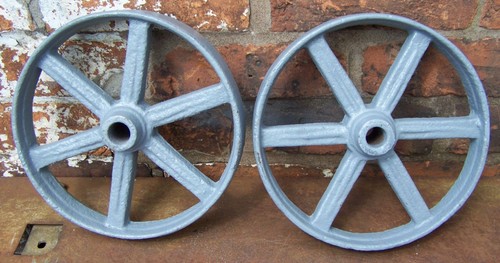 Cast iron wheels - cast, 9.75"