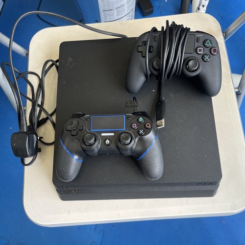 Ps4 with power - ps4, cable,