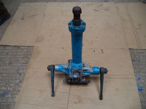 Fordson dexta tractor steering - fordson,