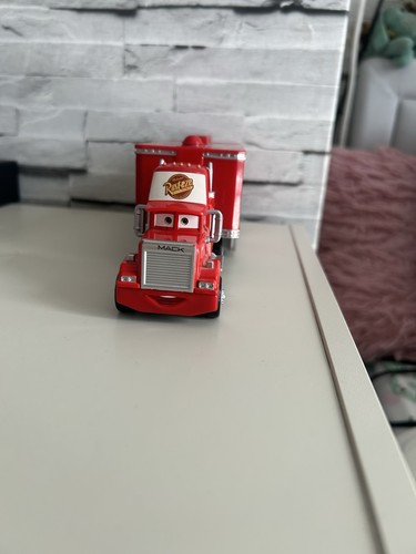 Disney cars mack - mack, hauler