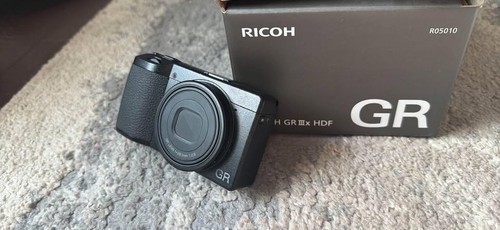 Ricoh iiix hdf digital - iiix,