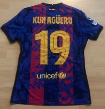 BARCELONA MATCH WORN CHAMPIONS