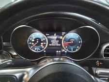INSTRUMENT CLUSTER MERCEDES