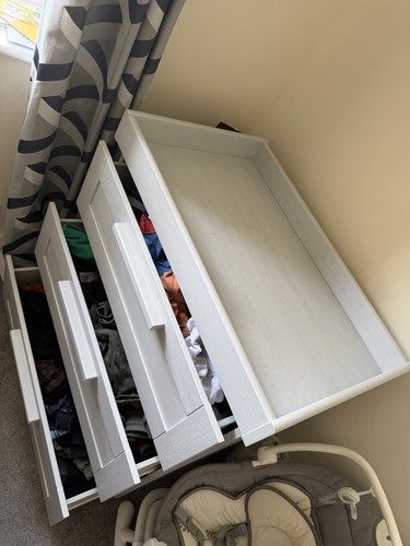 Mamas papas drawer dresser - &,