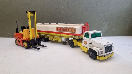 Dinky - (playworn/paint,