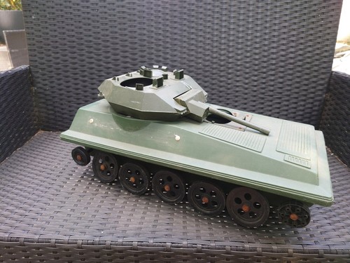 Vintage original action man - action,