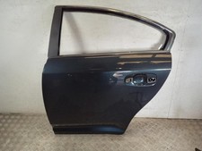 AVENSIS REAR DOOR LR TOYOTA