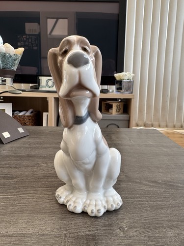 Lladro porcelain sad - sad, dog