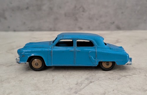 Dinky toys studebaker blue - dinky,