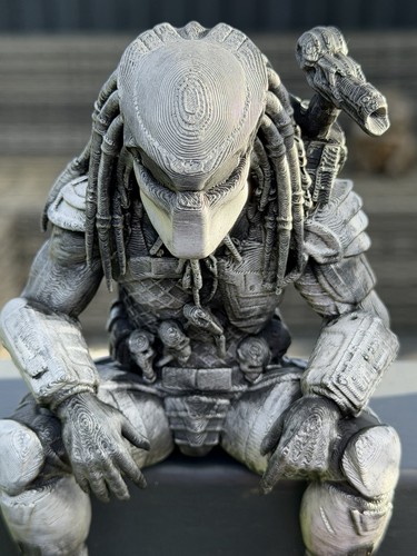 Predator sculpture room - room, decor