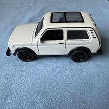Die-Cast Lada Niva. 1:32