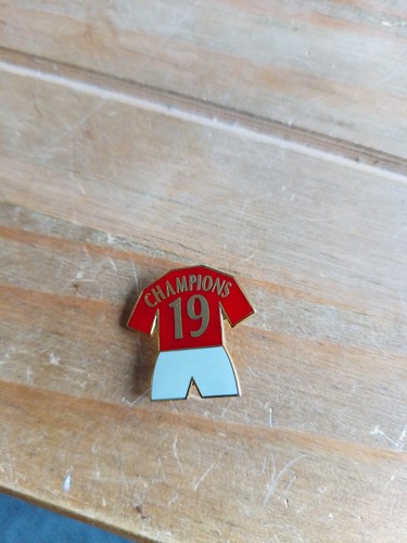 Manchester united champions - united, 19