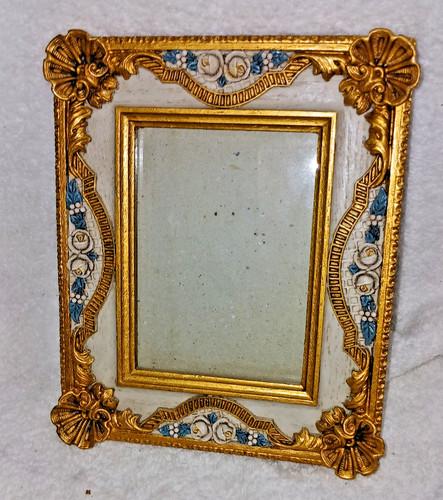 Vintage ornate gold resin - ornate,