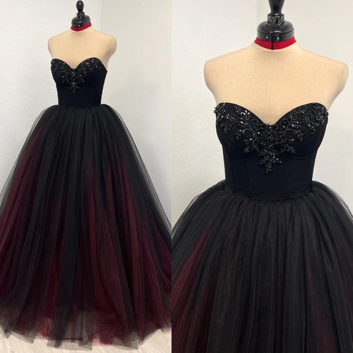 Black and red wedding dresses - black,