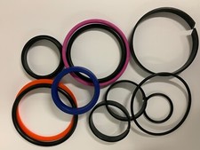 Yanmar B25V Dipper Ram Seal Kit (Kit Ref 172441-72420 )