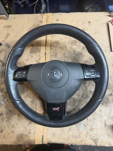 Astra mk5 vxr - genuine, black