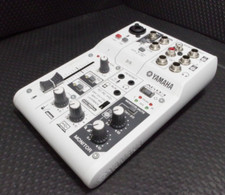 Yamaha AG03 Mixing Console