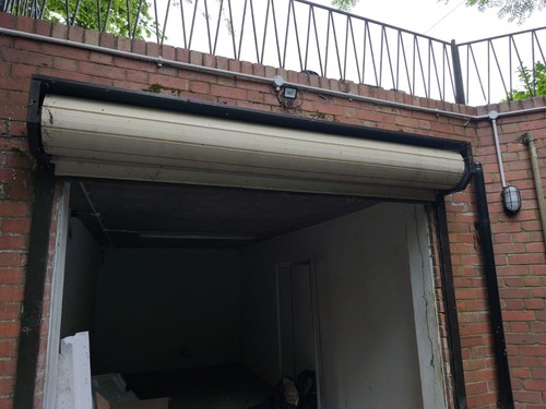 Garage roller door complete - garage,