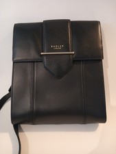 Radley, Navy Leather, Palace Place Crossbody. Great Condition. Missing Dog Tag