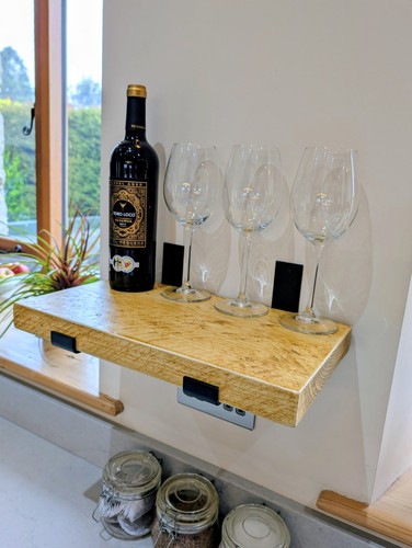 Wooden display shelf - , hand