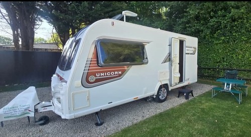 Bailey unicorn seville - , (2013)