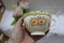 9608V     Gorgeous Royal