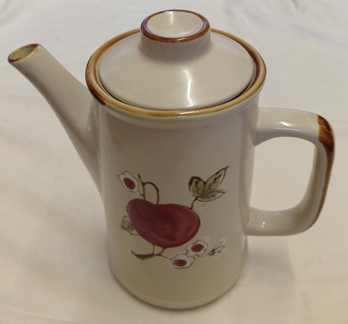 Stoneware teapot cream - teapot,