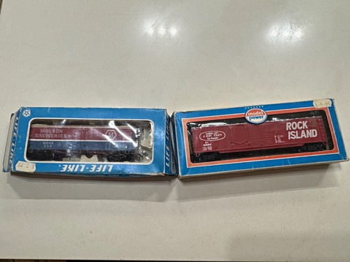 Life like box cars - ho, 1:87