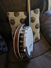 Vanguard 5 String Banjo With